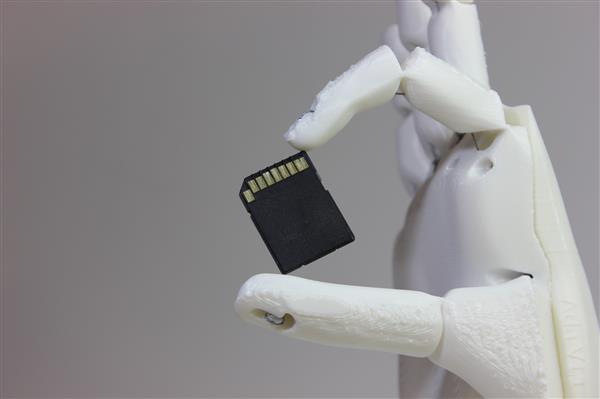 Open Bionics˾Ƴ500ԪɿٽMb3DӡCе