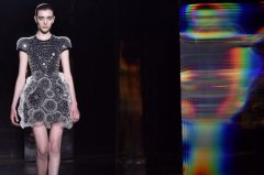 <b>ãIris van Herpen3DӡrbOӋ</b>