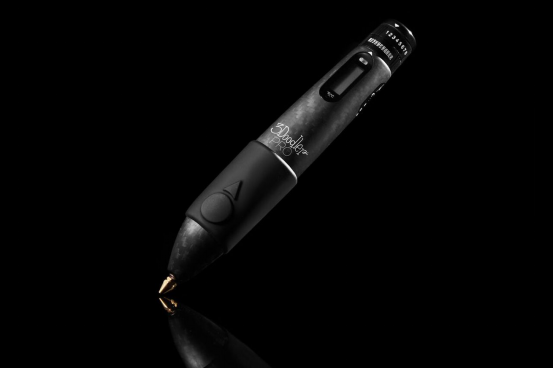 新款3Doodler 3D打印筆 木屑和金屬也能用來打印了