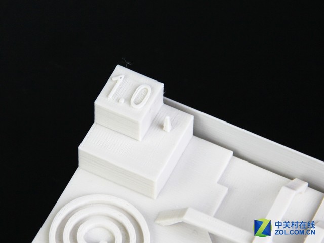 ͑׃cȡ MakerBot R+ 3DӡCלy 