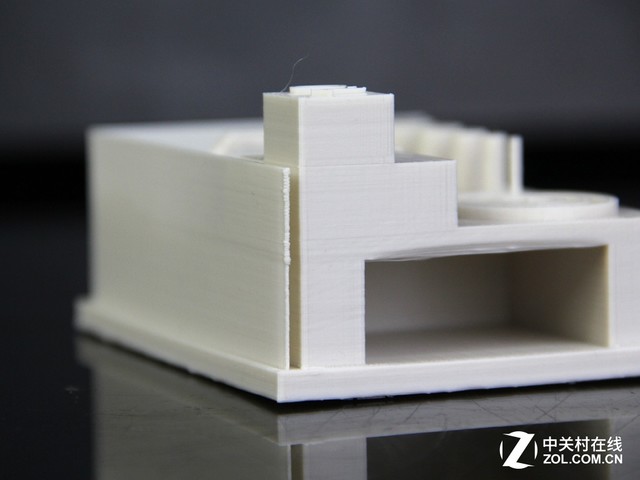 ͑׃cȡ MakerBot R+ 3DӡCלy 