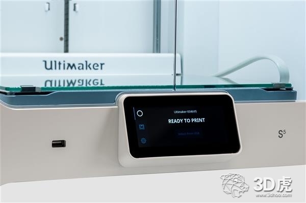 LUltimaker̫^(q)Benjamin TanЇ3DӡЈǰl(f)չc