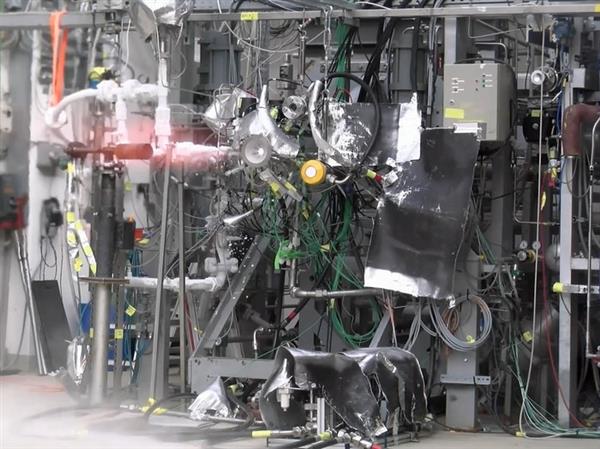 熱點火3D打印推力室 熱點火3D打印推力室