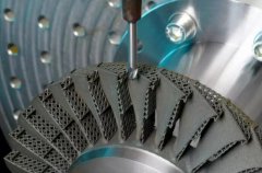 <b>Fraunhofer_lcꇊAоYıw~P</b>